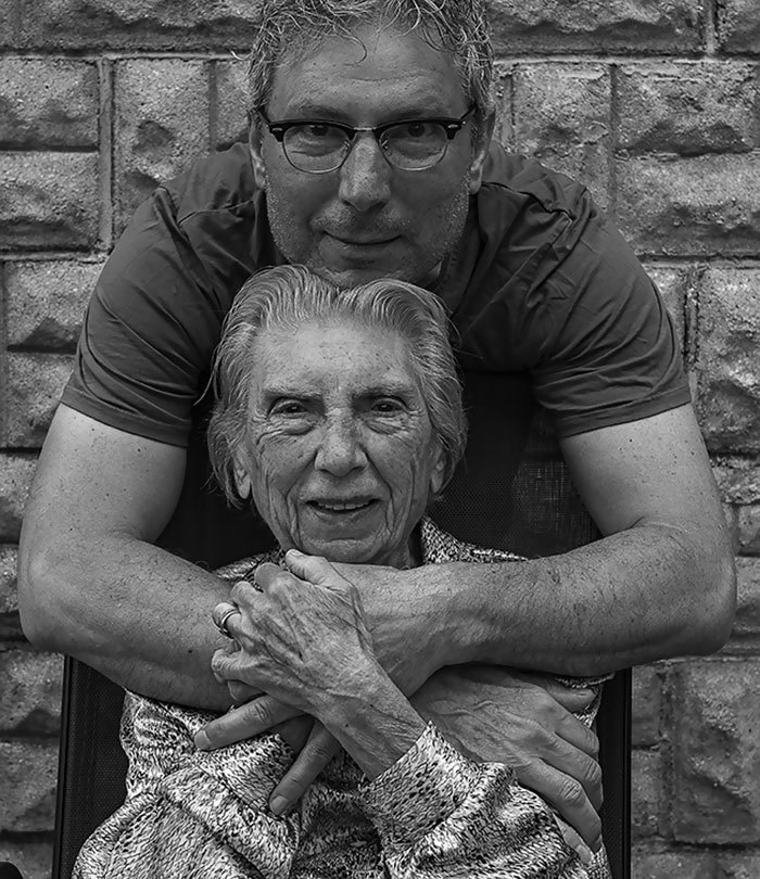 91-year-old-mother-playful-photography-elderly-women-strange-ones-tony-luciani-2
