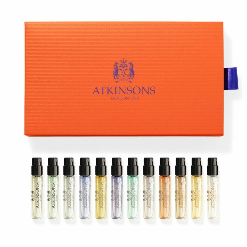 Próbki Perfumy Atkinsons ustawione rzędem pod pomaranczowym eleganckim pudełkiem